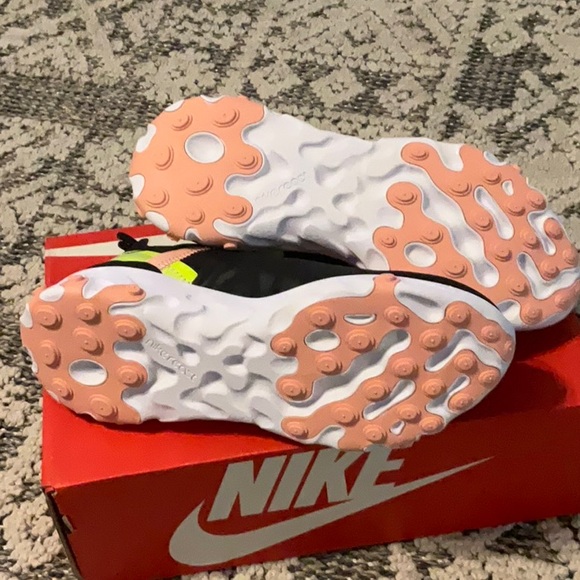 NIB NIKE REACT ELEMENT 55 PRM - Picture 5 of 6